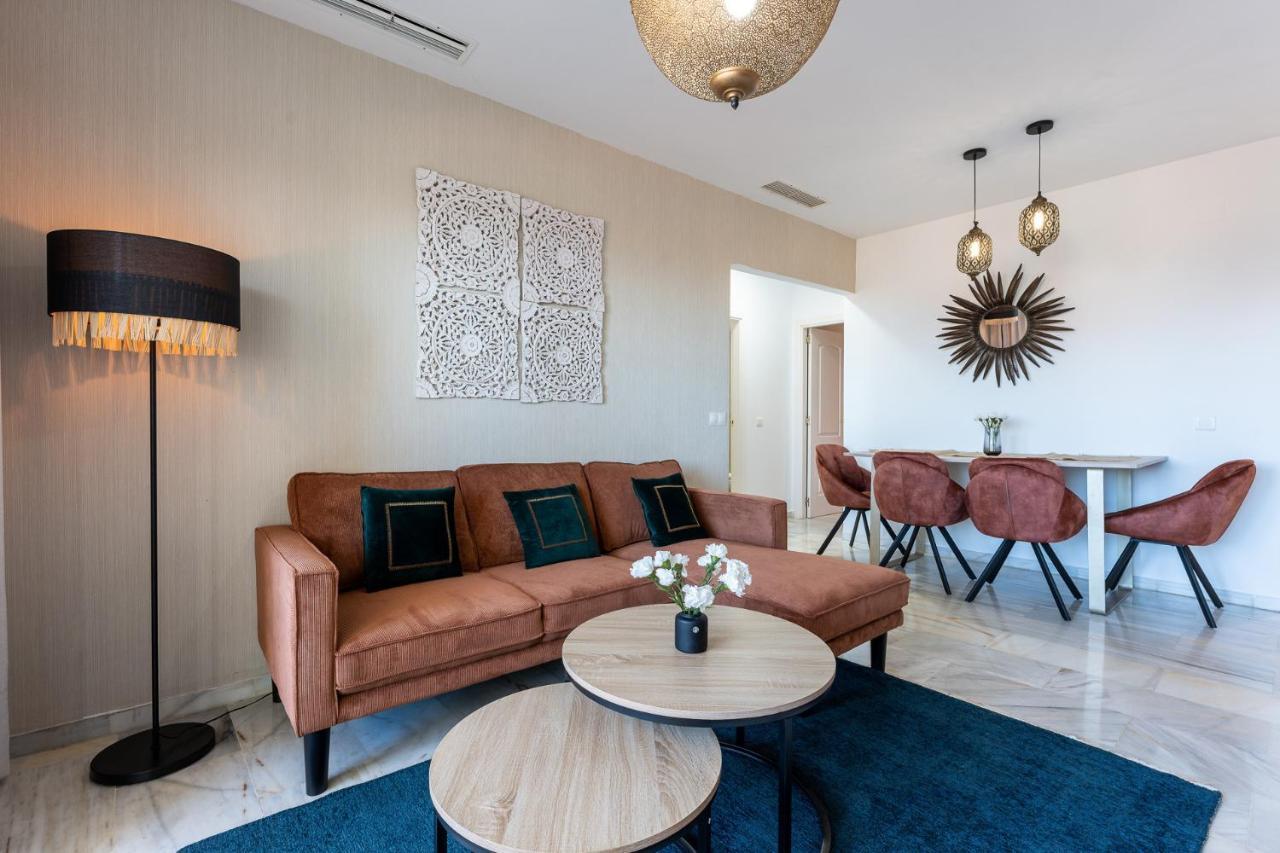Benalmadena Beachfront Retreat Big Balcony And City Sea Views Apartment Exterior foto