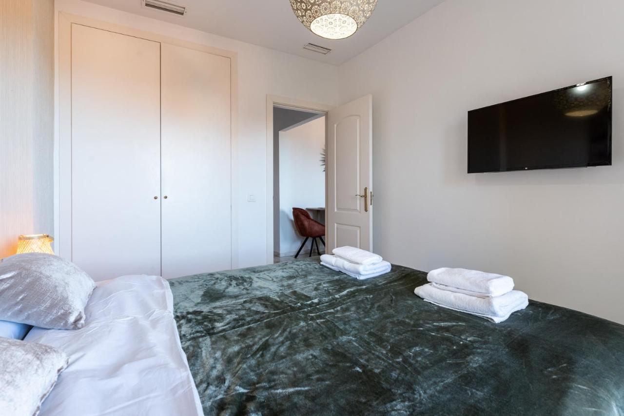 Benalmadena Beachfront Retreat Big Balcony And City Sea Views Apartment Exterior foto